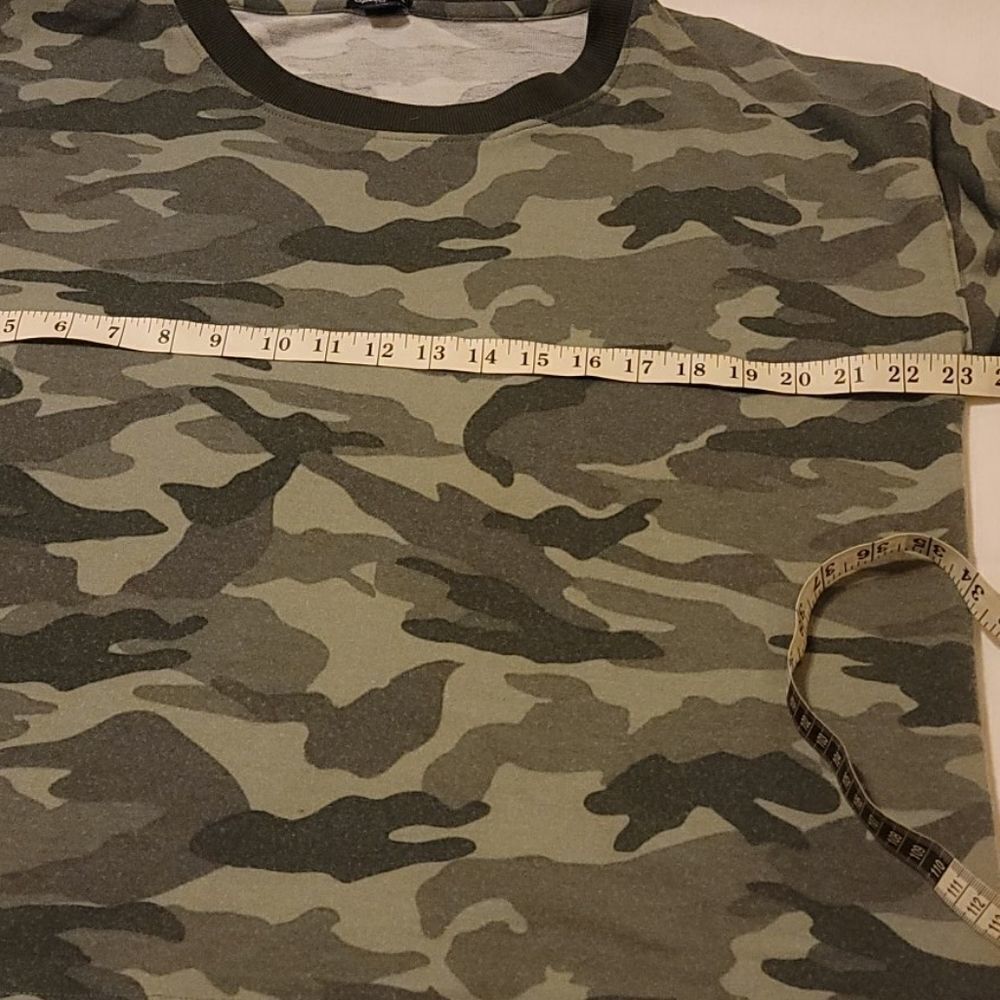 Splendid camo pullover size large - image 3